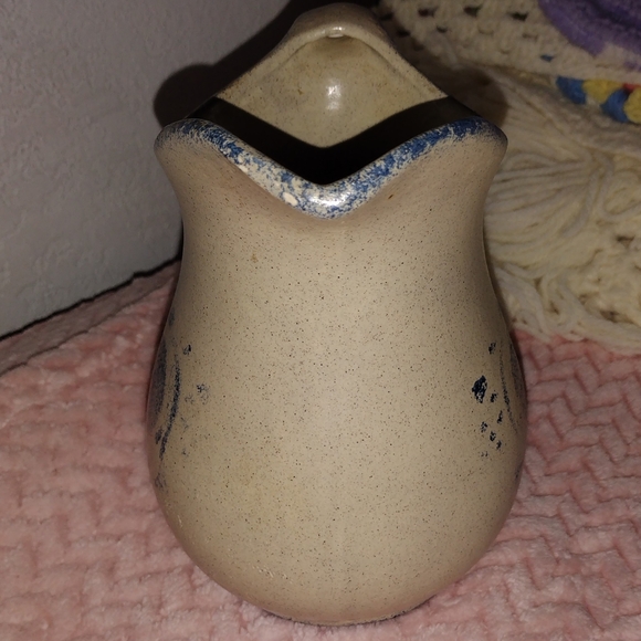 Rustic Heart Design Ceramic Pitcher - Picture 4 of 4